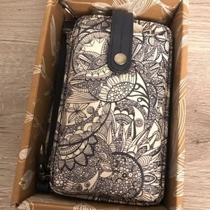 Sakroots wristlet wallet. Black/white floral